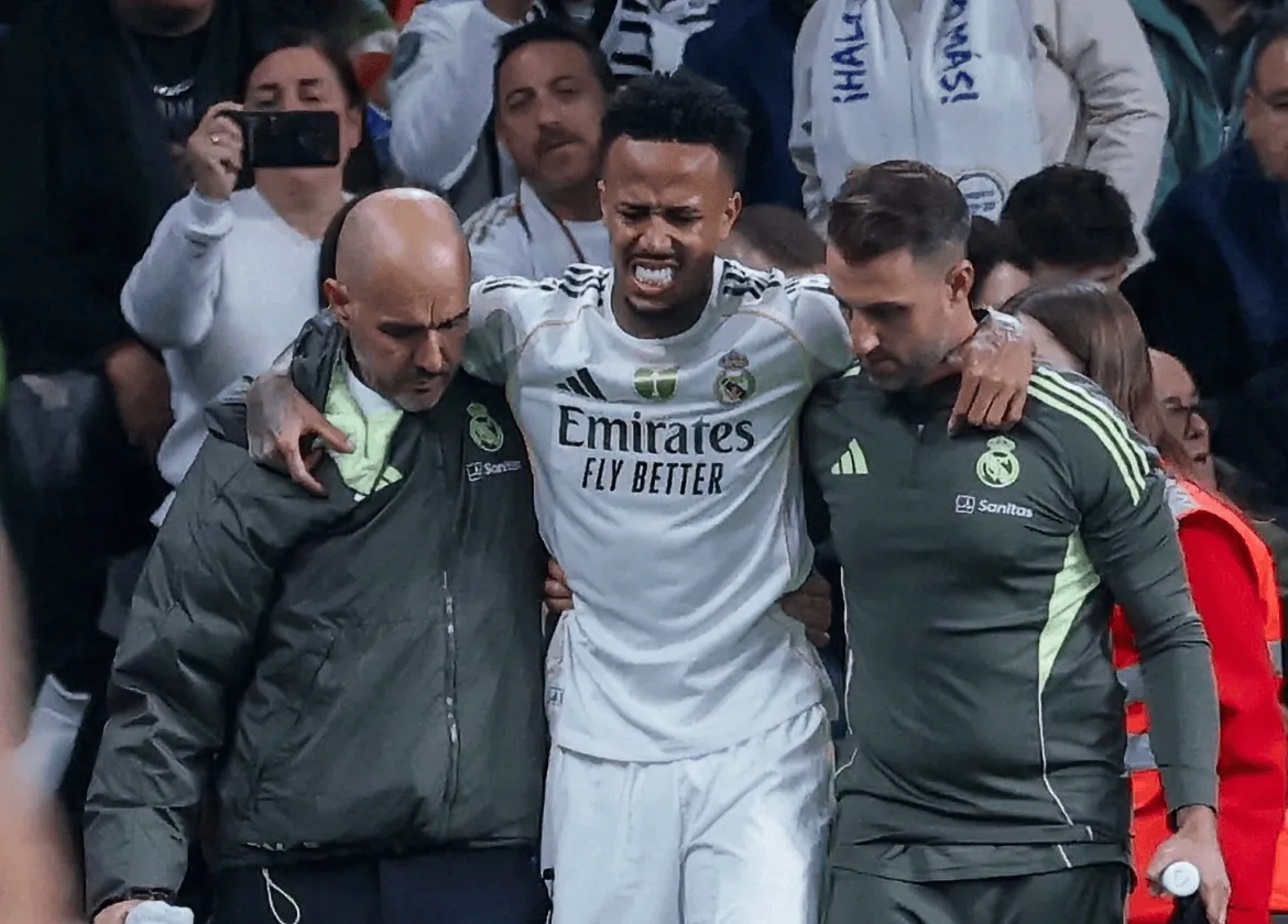 内马尔伤愈复出首战造三球,巴西天王满血归来